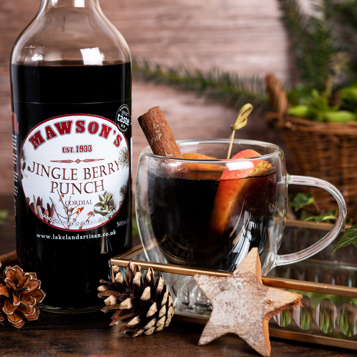 Jingle Berry Punch Cordial - 500ml Glass Bottle – Lakeland Artisan