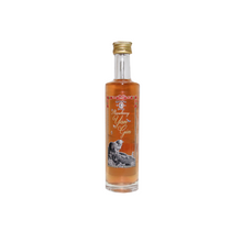 Load image into Gallery viewer, Strawberry Yan Gin by Herdwick Distillery