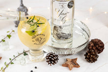 Load image into Gallery viewer, Herdwick Distillery Yan Gin &amp; Glass gift set